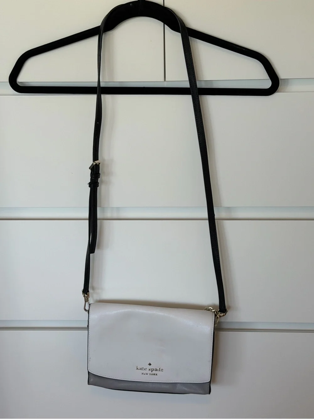 Kate Spade Carson Convertible Crossbody Purse - Grey/Black/White